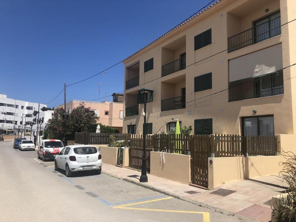 Apartamento La Mundial Formentera Es Pujols Exterior foto